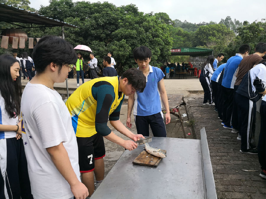 深圳城市学院高考复读学校